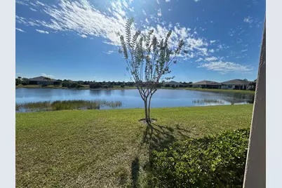 11066 SW Sunrise Lake Drive, Port Saint Lucie, FL 34987 - Photo 5