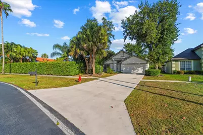 12709 White Coral Drive, Wellington, FL 33414 - Photo 35
