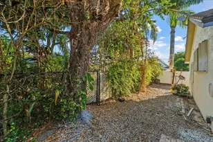 12709 White Coral Dr, Wellington, FL 33414 - Photo 31