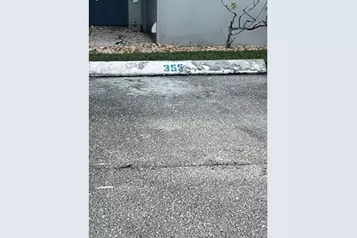 355 Brittany H, Delray Beach, FL 33446 - Photo 3