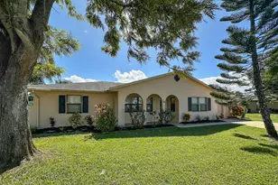 2720 SE Helms Ave, Port Saint Lucie, FL 34952 - Photo 3