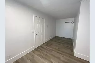 754 Date Palm Drive #B-1, West Palm Beach, FL 33403 - Photo 3