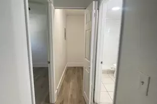 754 Date Palm Dr, Lake Park, FL 33403 - Photo 9