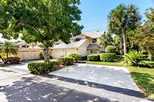 17137 Waterbend Dr, Jupiter, FL 33477 - Photo 37