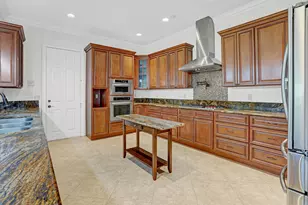 5811 NW Blue Bonnet Ct, Port Saint Lucie, FL 34986 - Photo 13