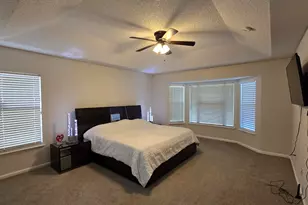 6419 Blue Leaf Ln, Jacksonville, FL 32244 - Photo 5