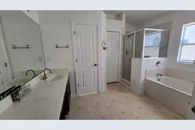 6419 Blue Leaf Lane, Jacksonville, FL 32244 - Photo 19