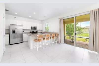 2011 NW Cataluna Circle, Port Saint Lucie, FL 34986 - Photo 13