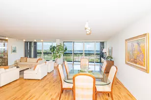 2480 Presidential Way, West Palm Beach, FL 33401 - Photo 7