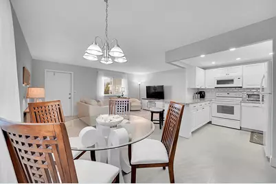 646 Flanders N, Delray Beach, FL 33484 - Photo 15