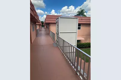 558 Saxony L, Delray Beach, FL 33446 - Photo 21