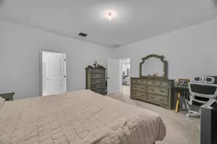 10325 SW Phineas Ln, Port Saint Lucie, FL 34987 - Photo 19