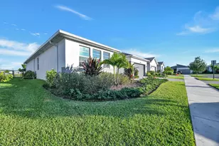 10325 SW Phineas Ln, Port Saint Lucie, FL 34987 - Photo 3