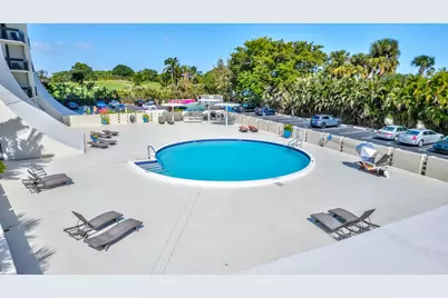 2000 Presidential Way #Ph5, West Palm Beach, FL 33401 - Photo 31