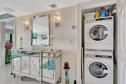 2000 Presidential Way #Ph5, West Palm Beach, FL 33401 - Photo 21