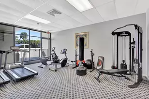 2000 Presidential Way, West Palm Beach, FL 33401 - Photo 31