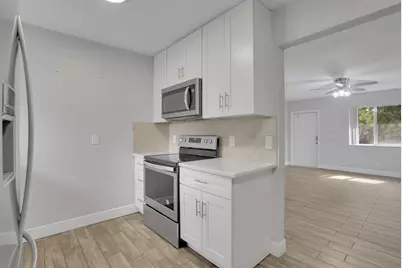 2227 NE 3rd Avenue #1 & 2, Delray Beach, FL 33444 - Photo 9