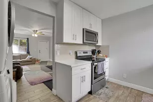 2227 NE 3rd Ave, Delray Beach, FL 33444 - Photo 19