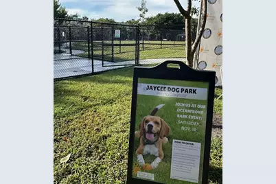 401 Villa Circle, Boynton Beach, FL 33435 - Photo 53