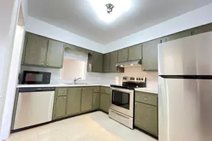 2302 Sunrise Blvd, Fort Pierce, FL 34982 - Photo 1