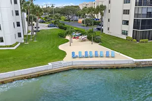 19800 Sandpointe Bay Dr, Tequesta, FL 33469 - Photo 45