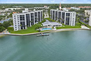 19800 Sandpointe Bay Dr, Tequesta, FL 33469 - Photo 49