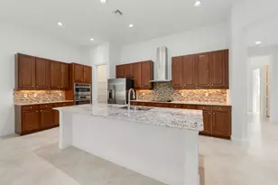 10897 SW Visconti Way, Port Saint Lucie, FL 34986 - Photo 9