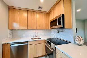 105 Camden E, West Palm Beach, FL 33417 - Photo 3