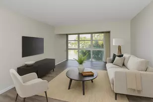 1531 SE Royal Green Cir, Port Saint Lucie, FL 34952 - Photo 9