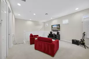 12081 Aviles Cir, Palm Beach Gardens, FL 33418 - Photo 43