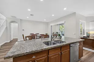 12081 Aviles Cir, Palm Beach Gardens, FL 33418 - Photo 31