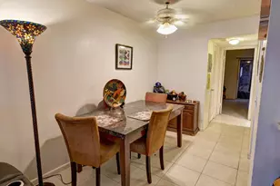 383 Markham R, Deerfield Beach, FL 33442 - Photo 5