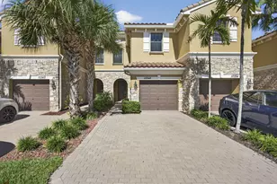 10348 Wellington Parc Dr, Wellington, FL 33449 - Photo 1