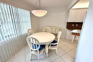 3087 Oakridge U, Deerfield Beach, FL 33442 - Photo 7