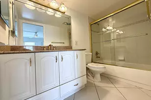 3087 Oakridge U, Deerfield Beach, FL 33442 - Photo 15