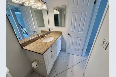 3087 Oakridge U, Deerfield Beach, FL 33442 - Photo 27