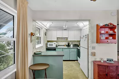 2929 SE Ocean Boulevard #J10, Stuart, FL 34996 - Photo 9