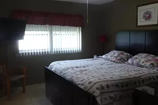 2723 E Emory Dr, West Palm Beach, FL 33415 - Photo 3