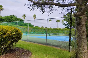 51 Mayfair Ln, Boynton Beach, FL 33426 - Photo 21