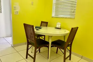 2615 NE 3rd Ct, Boynton Beach, FL 33435 - Photo 5