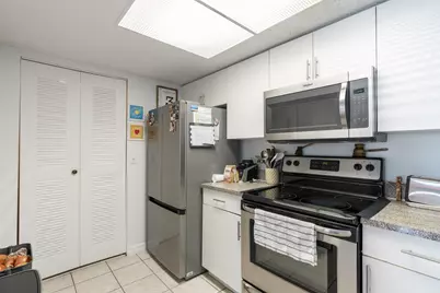 5031 Wiles Road #304, Coconut Creek, FL 33073 - Photo 15