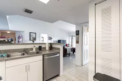 5031 Wiles Road #304, Coconut Creek, FL 33073 - Photo 19