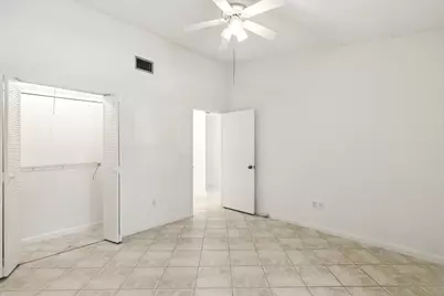 3646 English Road #D, Lake Worth, FL 33467 - Photo 15