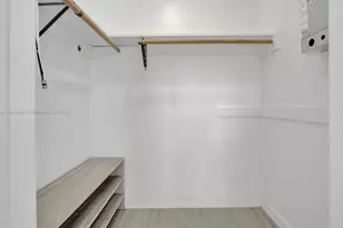 930 N 14th Ct, Hollywood, FL 33020 - Photo 7