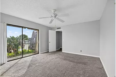 306 Lake Arbor Drive, Palm Springs, FL 33461 - Photo 27