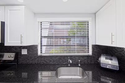 153 Capri D, Delray Beach, FL 33484 - Photo 13