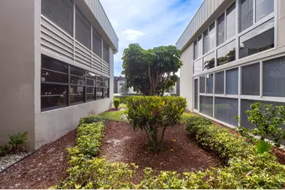 153 Capri D, Delray Beach, FL 33484 - Photo 5