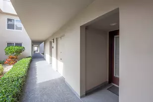 153 Capri D, Delray Beach, FL 33484 - Photo 3