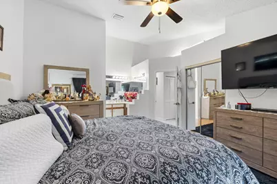 10933 Stafford Circle S, Boynton Beach, FL 33436 - Photo 9