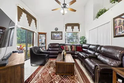 10933 Stafford Circle S, Boynton Beach, FL 33436 - Photo 3